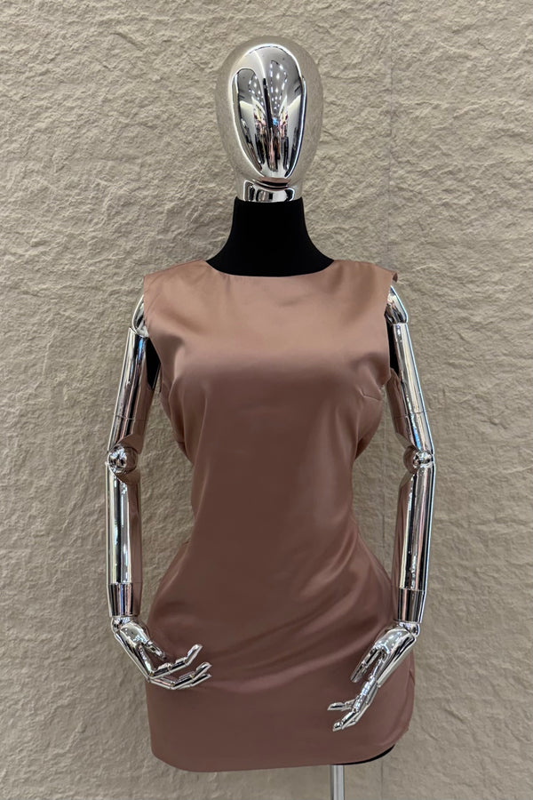 Vestido Corto Satinado Rosa