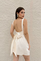 Vestido Corto Beige