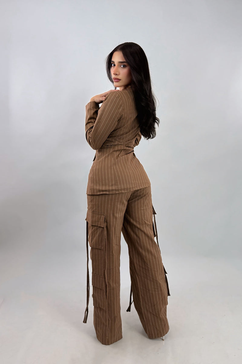 Set Blazer y Pantalon A Rayas Cafe