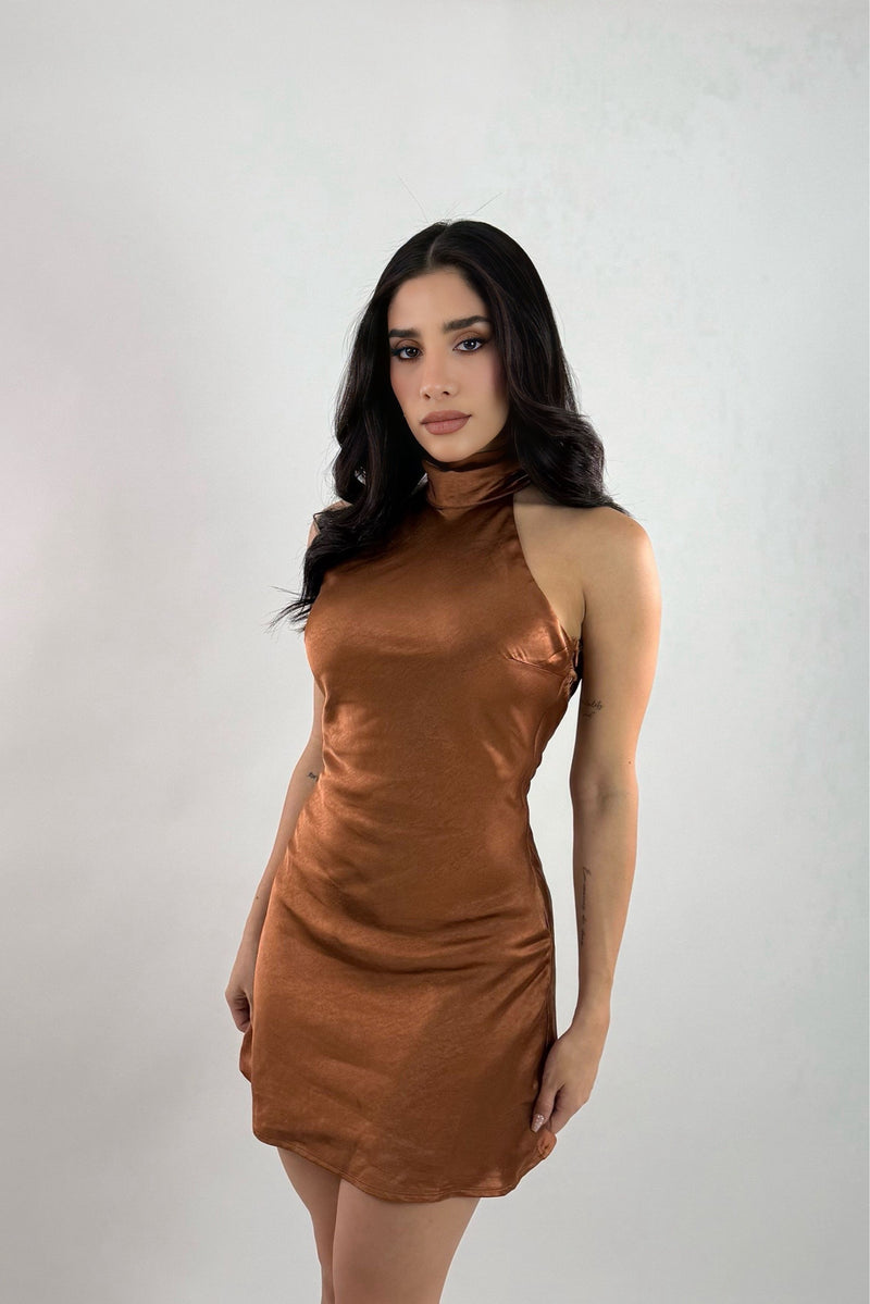 Vestido Halter Satinado Bronce