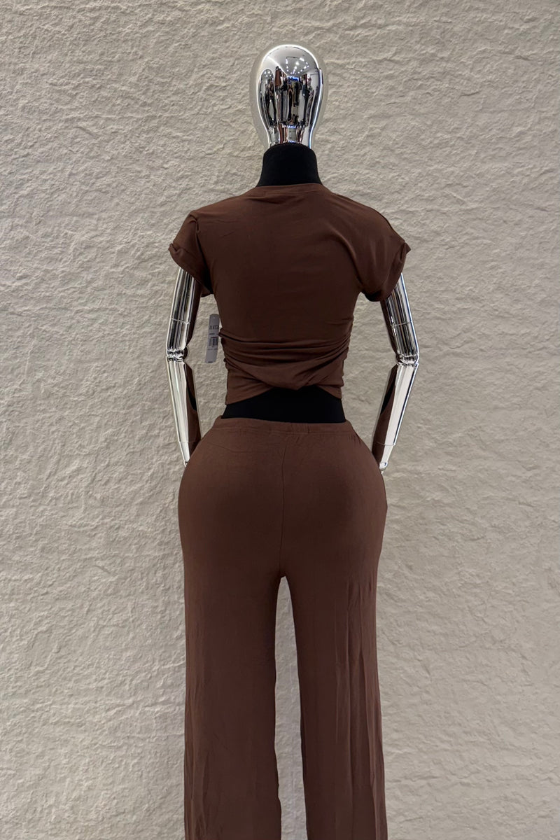 Set Top y Pantalon Café