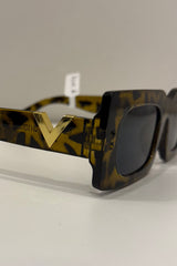 Lente Dupe Valentino Carey