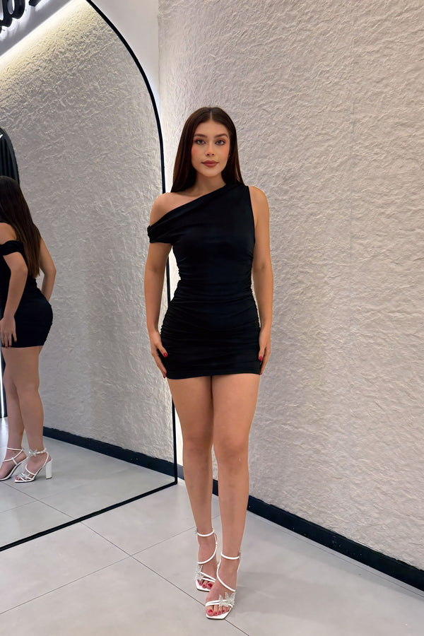 Vestido Corto Off Shoulder Ruched Negro