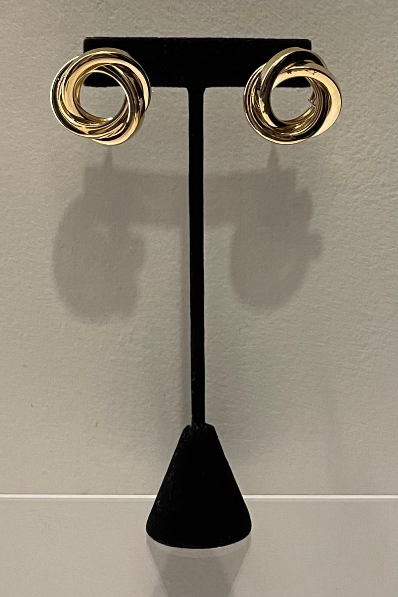 Aretes Kai Golden