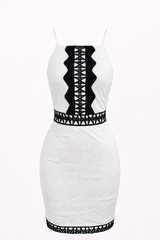 Vestido De Encaje Con Apps Negros