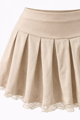 Falda Corta Plisada con Encaje Beige