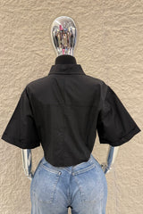Camisa Corta App de Bolsas Negra