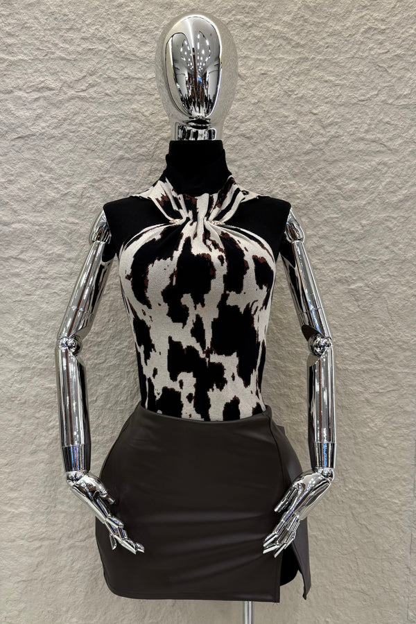 Falda Corta Vinipiel Cafe