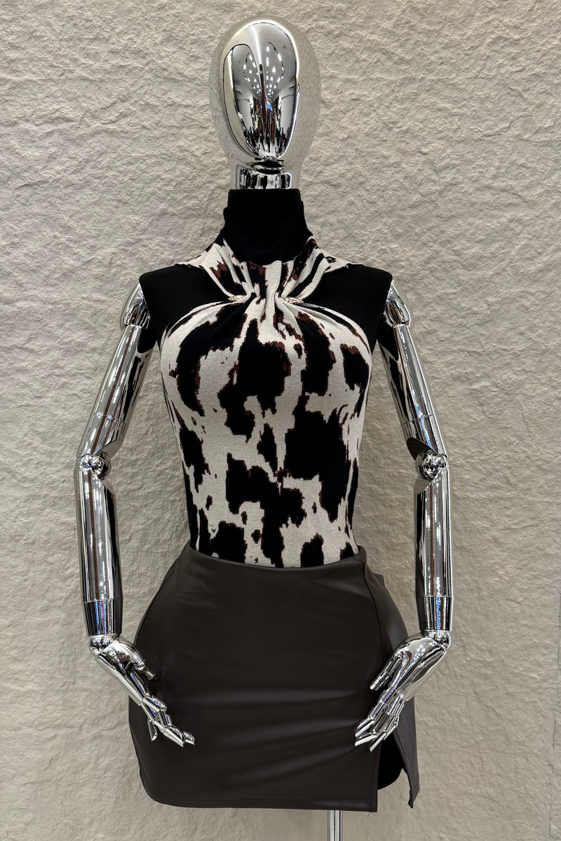 Falda Corta Vinipiel Cafe