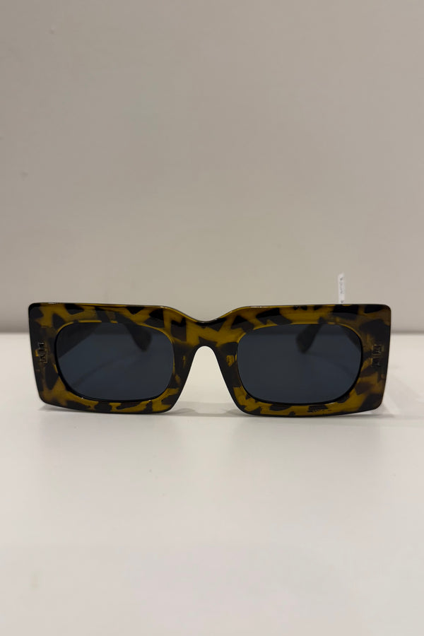 Lente Dupe Valentino Carey
