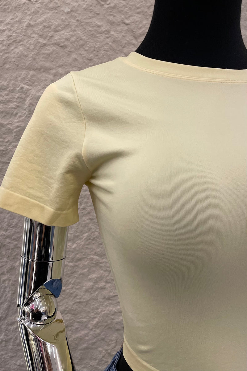 Crop Top Basic de Mangas Amarillo