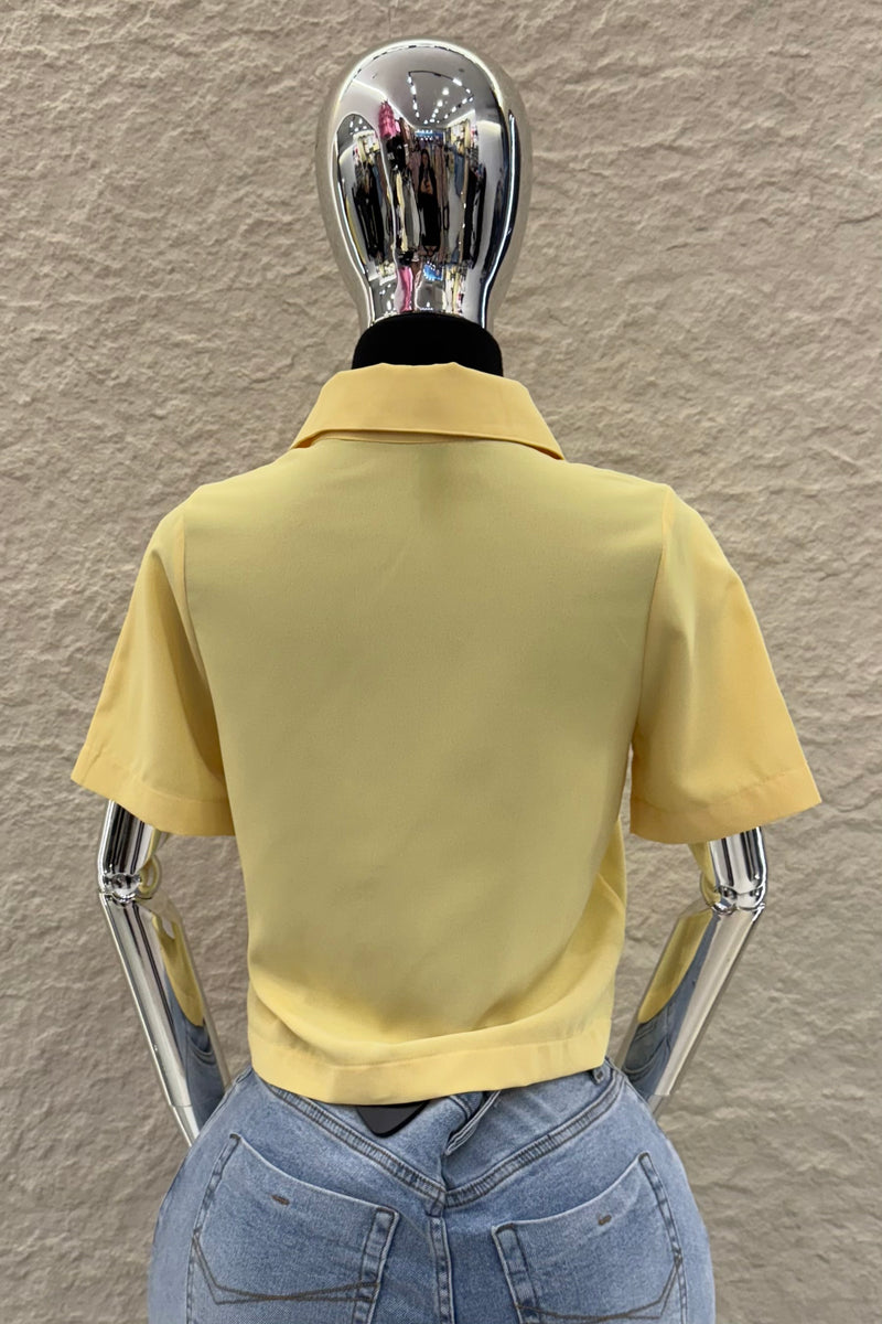 Camisa Corta Amarilla