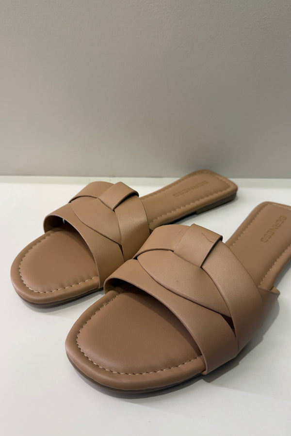 Sandalia Trenzada Beige