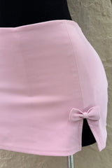 Falda Corta Abertura con Moño Rosa
