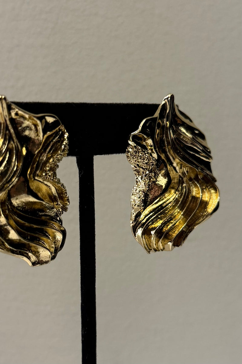 Aretes Leaf Golden