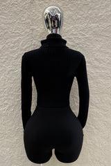 Top Cuello Tortuga Tela Punto Negro