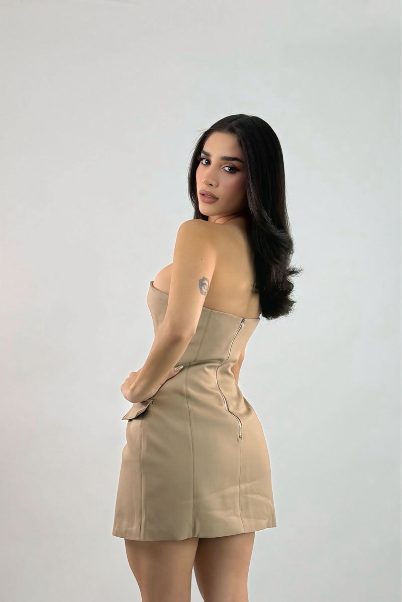 Vestido Strapless App de Bolsas Caqui