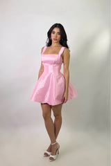 Vestido Corto Volado Rosa