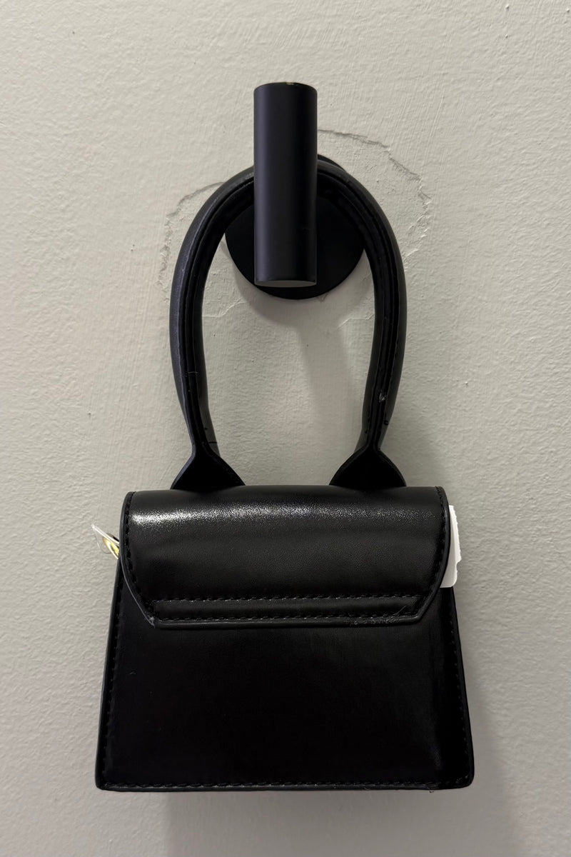 Bolsa Dupe Jacquemus Negra