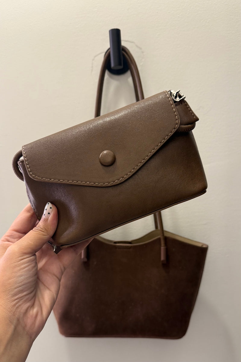Bolsa Velvet Cafe