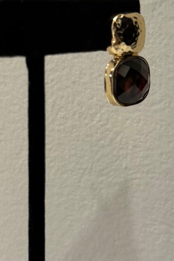 Aretes Brown Stone