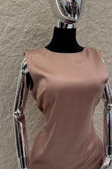 Vestido Corto Satinado Rosa