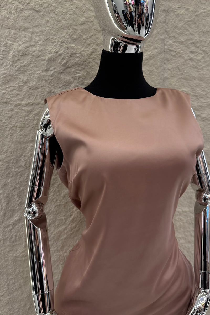 Vestido Corto Satinado Rosa