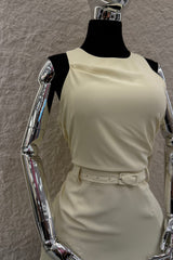 Vestido Corto Con Cinto Amarillo