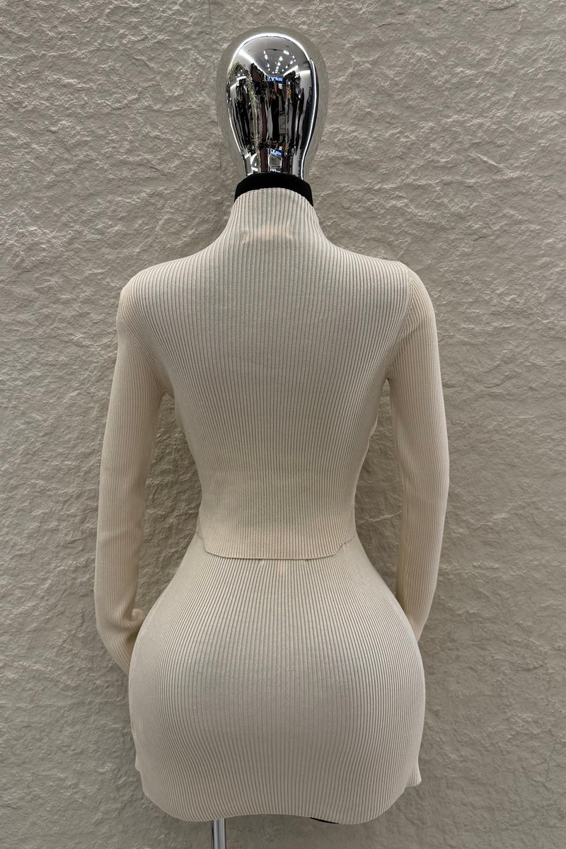 Set Blusa y Falda Tela Punto Beige