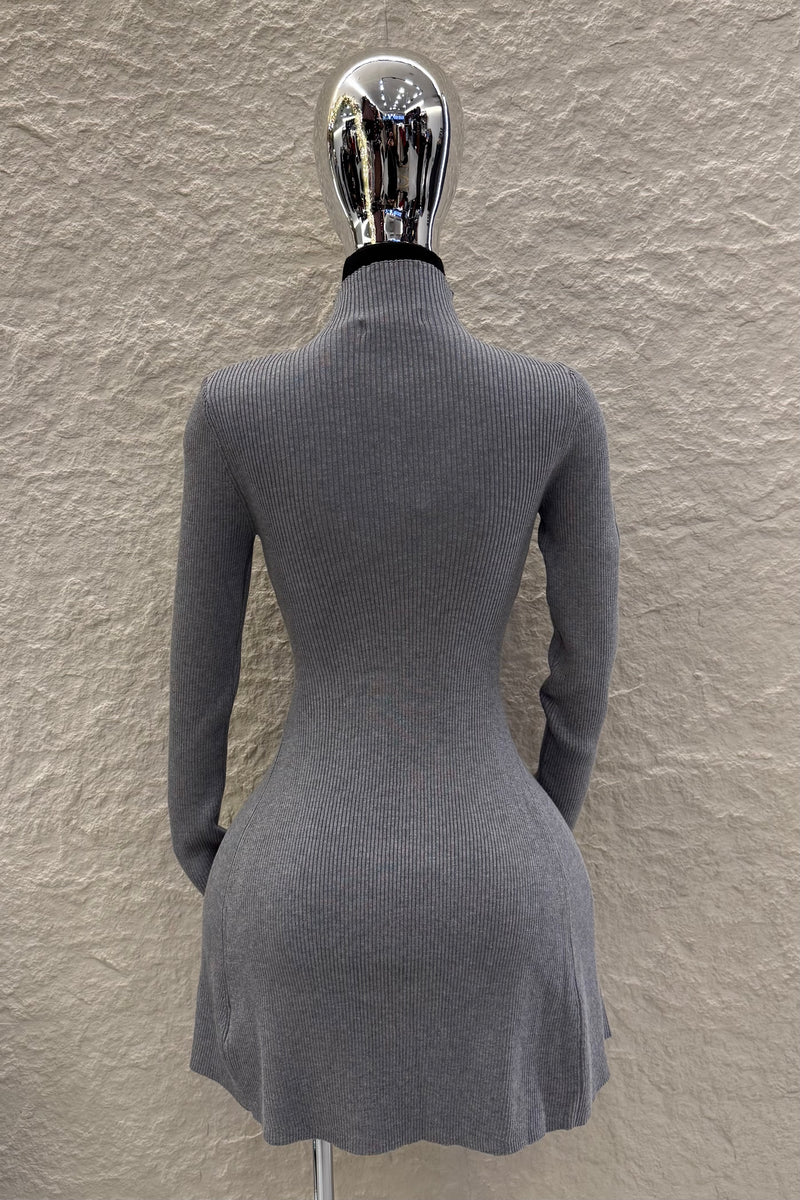 Vestido Manga Larga Tela Sweater Gris