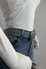 Pantalon con Cinto Rhinestone Denim