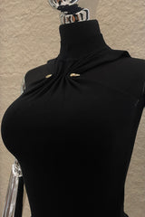 Blusa App Dorada Halter Negro