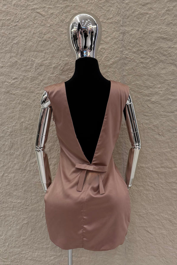 Vestido Corto Satinado Rosa