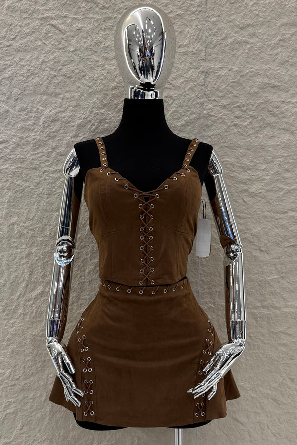 Set Top y Falda Velvet Color Café