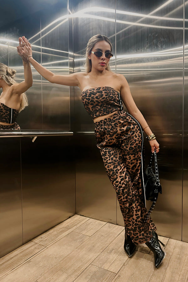 Crop Top Animal Print Raya Negra con Blanco