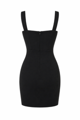 Vestido Ajustado Con Plumas