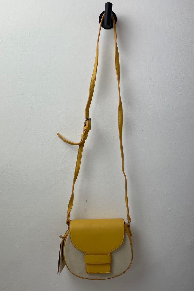 Bolsa Cross Body Amarilla