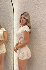 Set Blusa y Short Encaje Beige