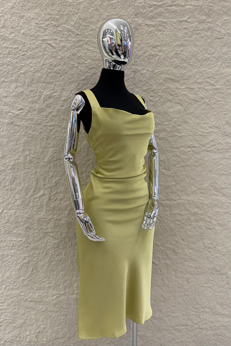 Vestido Midi Satinado Verde