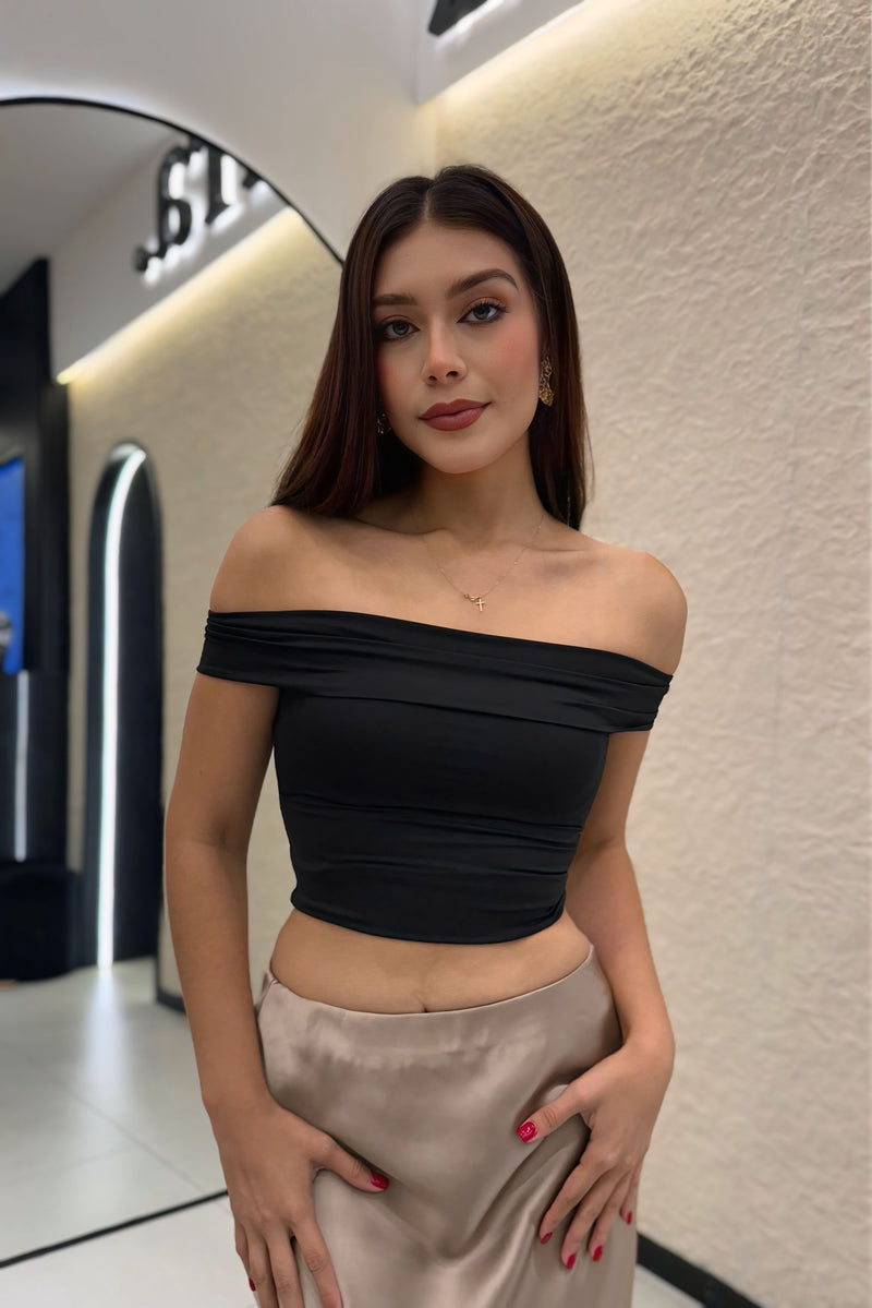 Crop Top Off Shoulder Negro