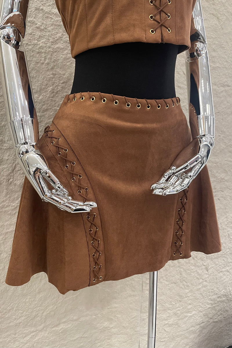 Set Top y Falda Velvet Color Camel