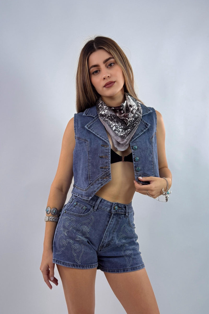 Short Boton Turquoise Denim