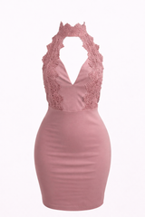 Vestido Halter Con Apps De Encaje
