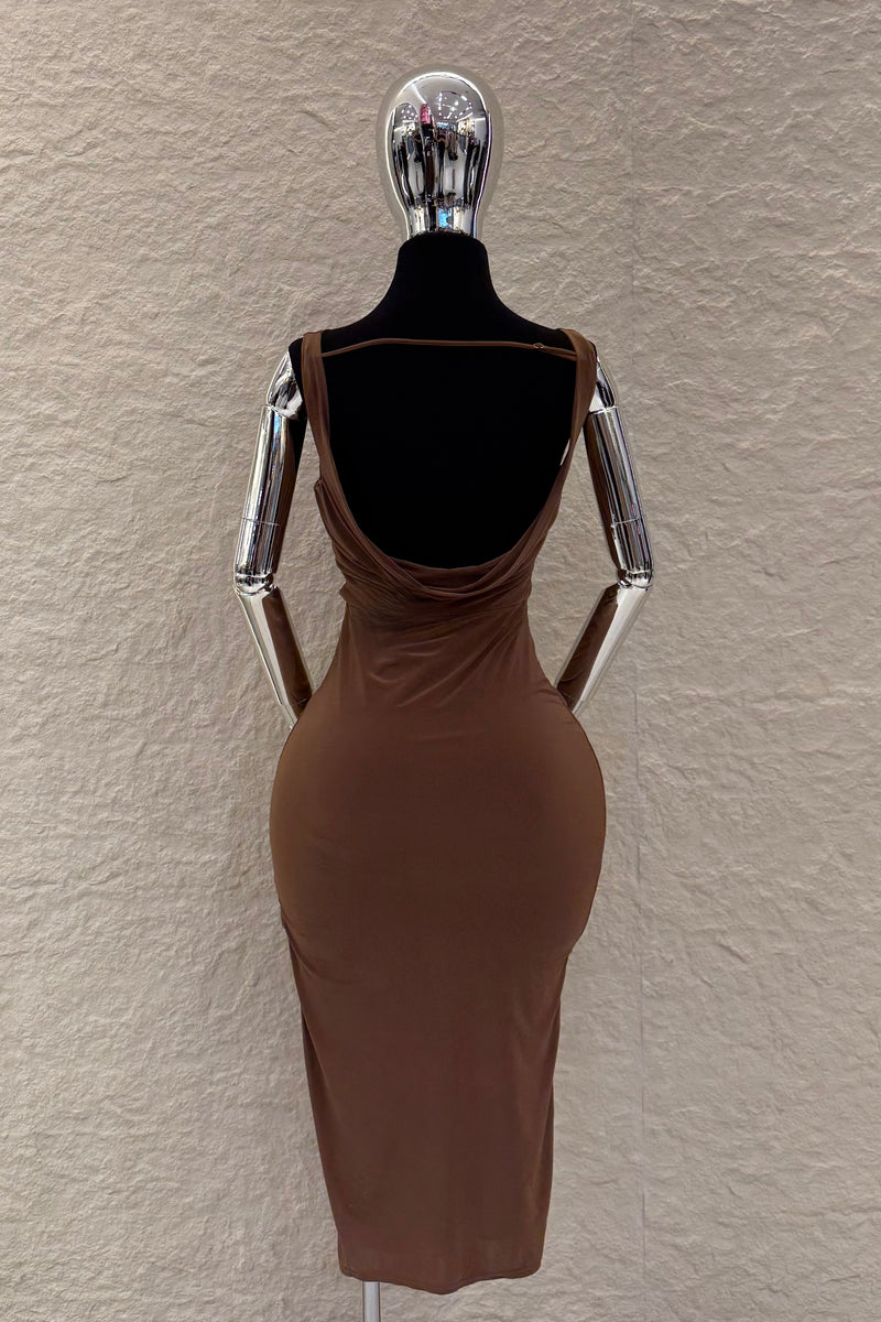 Vestido Midi Escote Abullonado Cafe