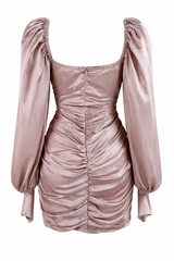 Vestido Corto Corrgado Satinado Rosa