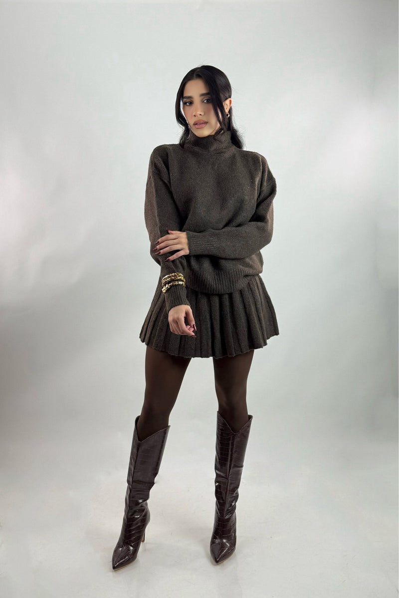 Set Sweater y Falda Cafe