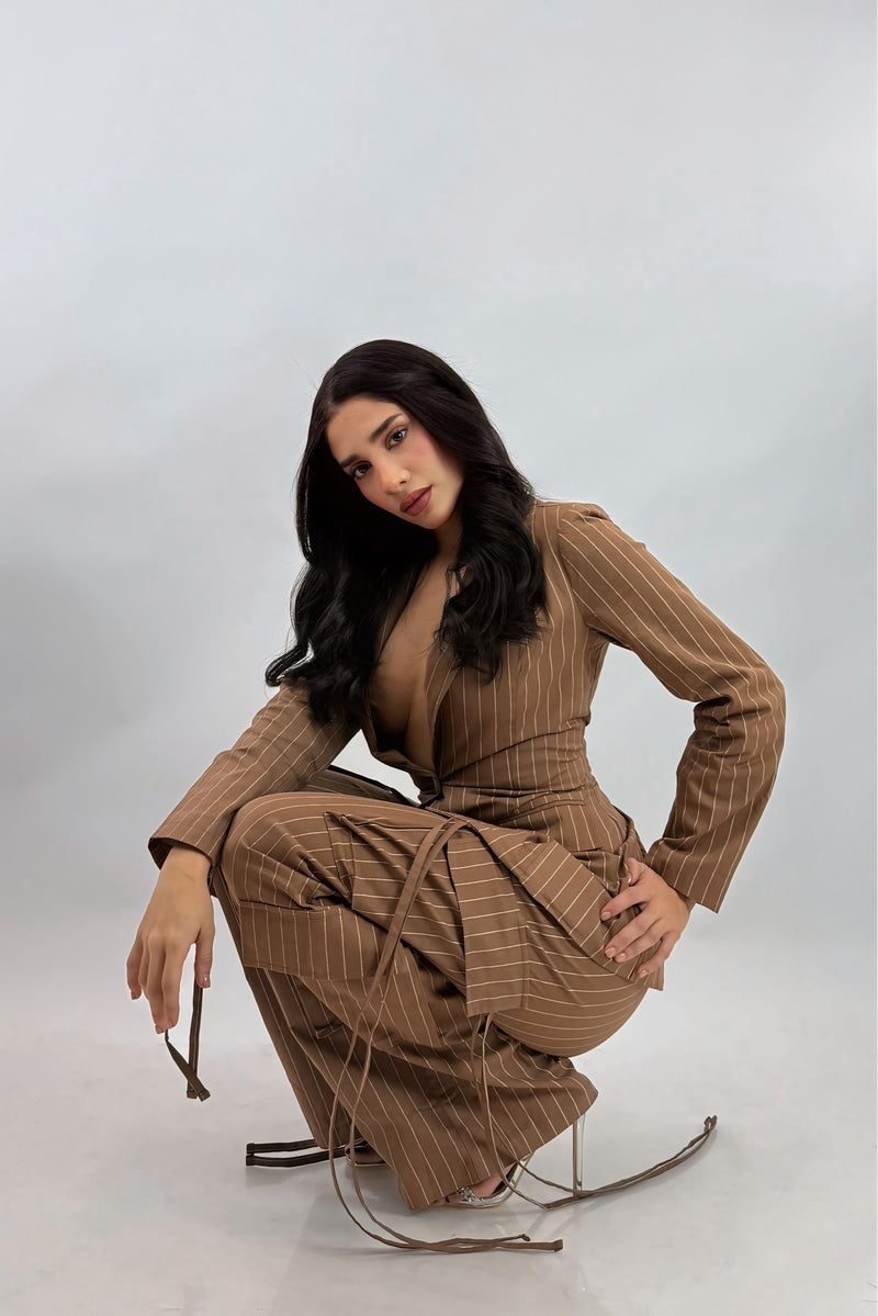 Set Blazer y Pantalon A Rayas Cafe