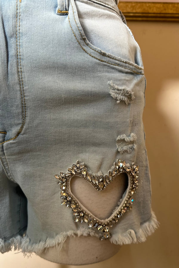 Short Denim Con App de Corazon en Pedreria