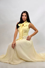 Vestido Plisado App de Moño Amarillo