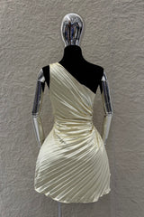 Vestido One Soulder Plisado Amarillo